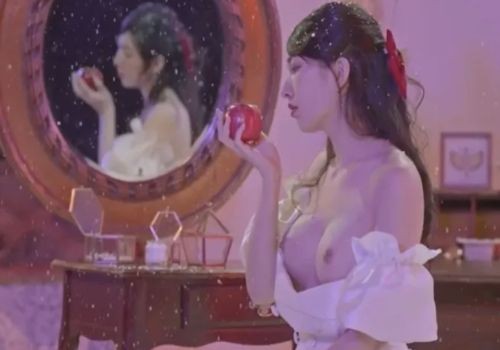 Poster of Phim sex nàng Bạch Tuyết vạn người mê