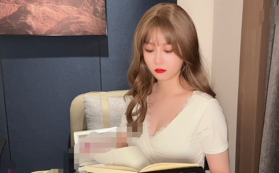 Poster of Siêu mẫu bán dâm, chịch cực đã